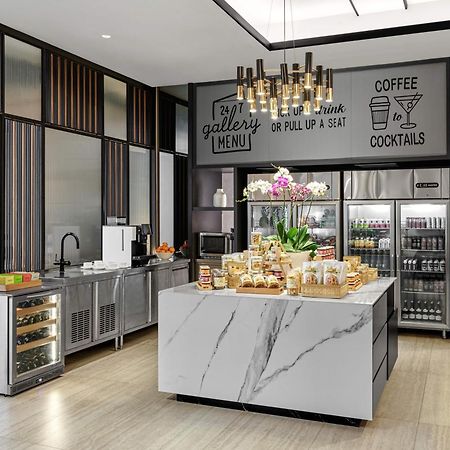 Hyatt Place Makassar Esterno foto