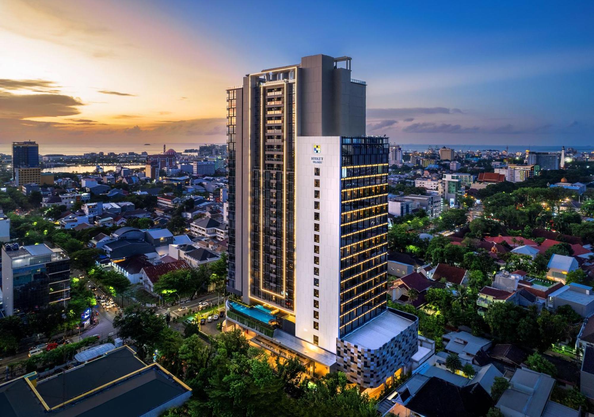 Hyatt Place Makassar Esterno foto
