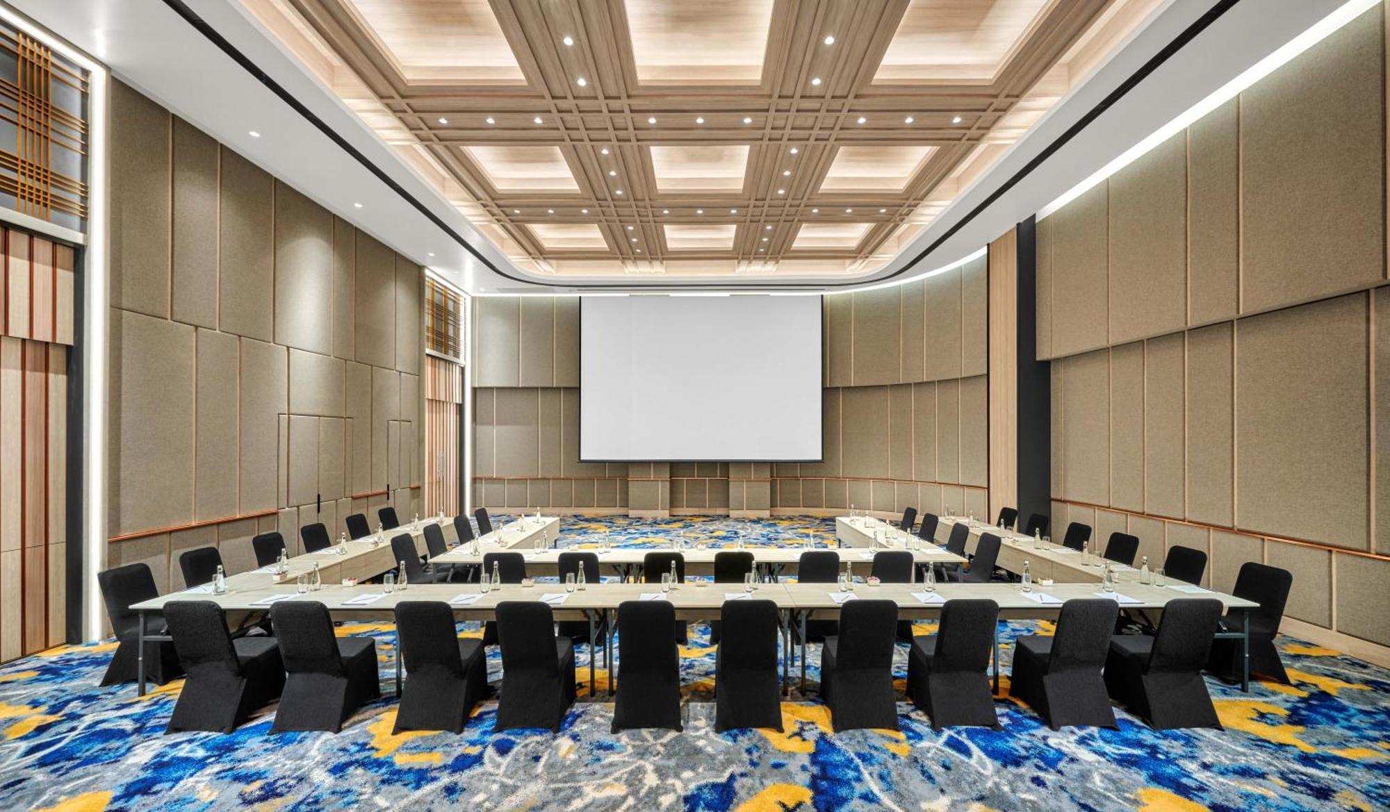 Hyatt Place Makassar Esterno foto