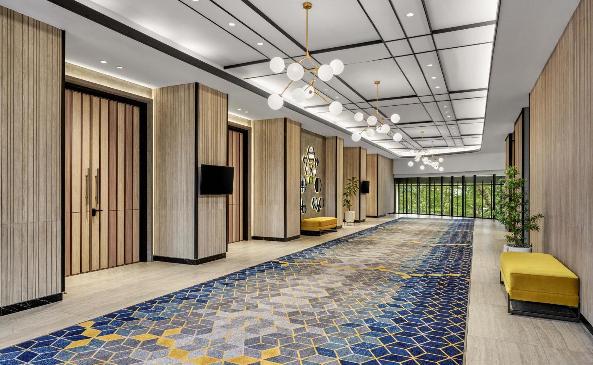 Hyatt Place Makassar Esterno foto