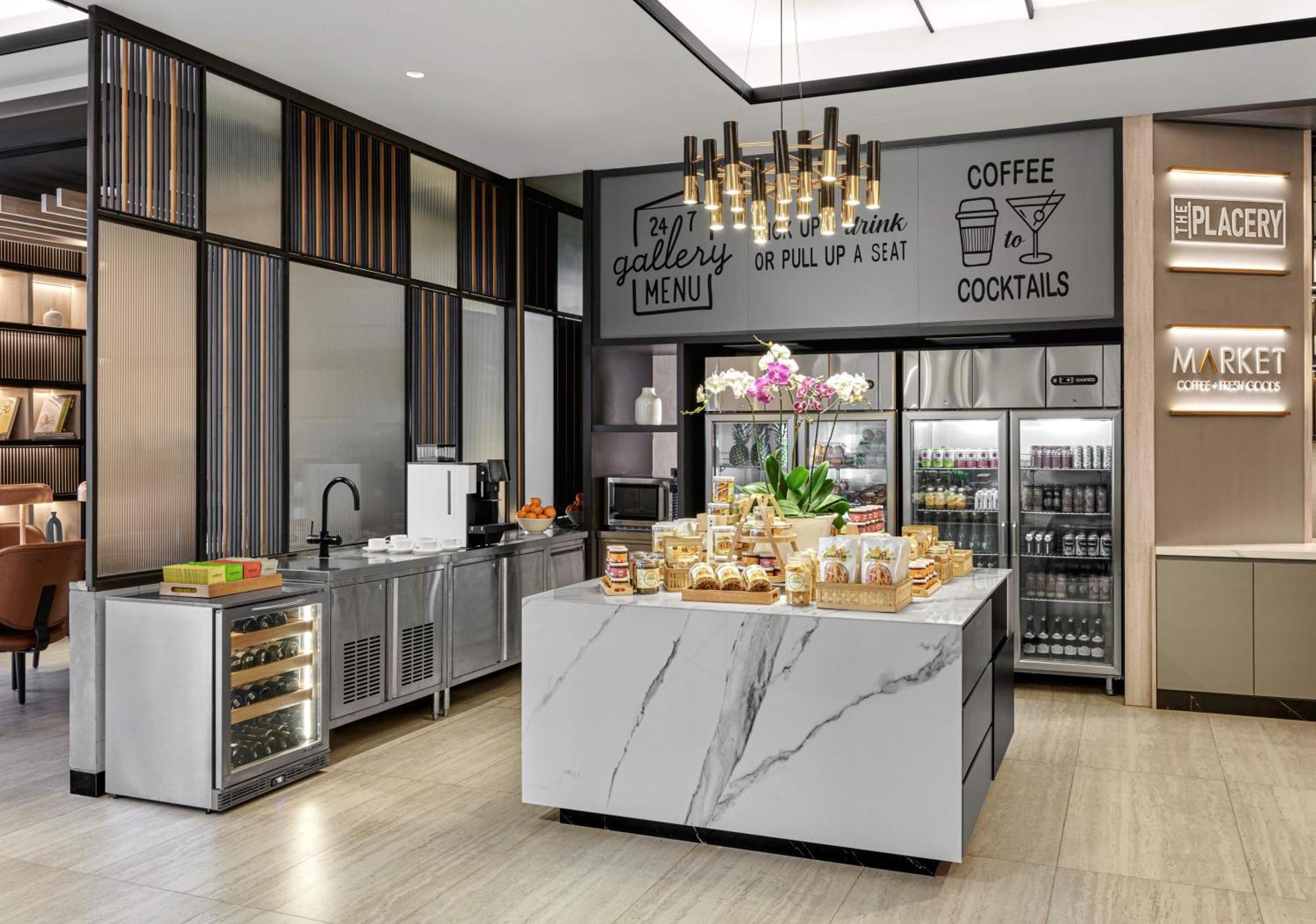 Hyatt Place Makassar Esterno foto