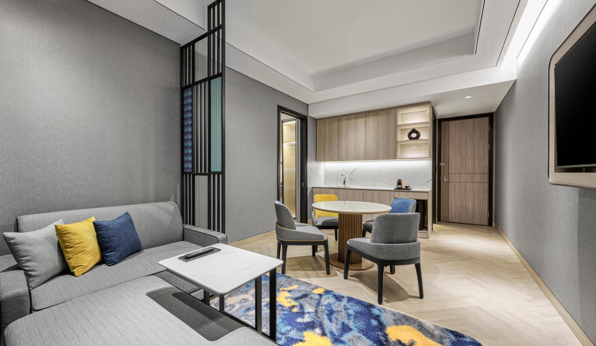 Hyatt Place Makassar Esterno foto